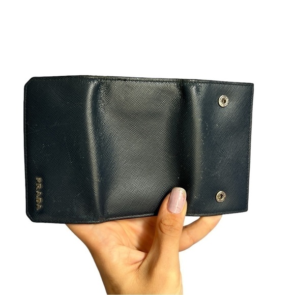 PRADA Authentic Key holder - Picture 6 of 6